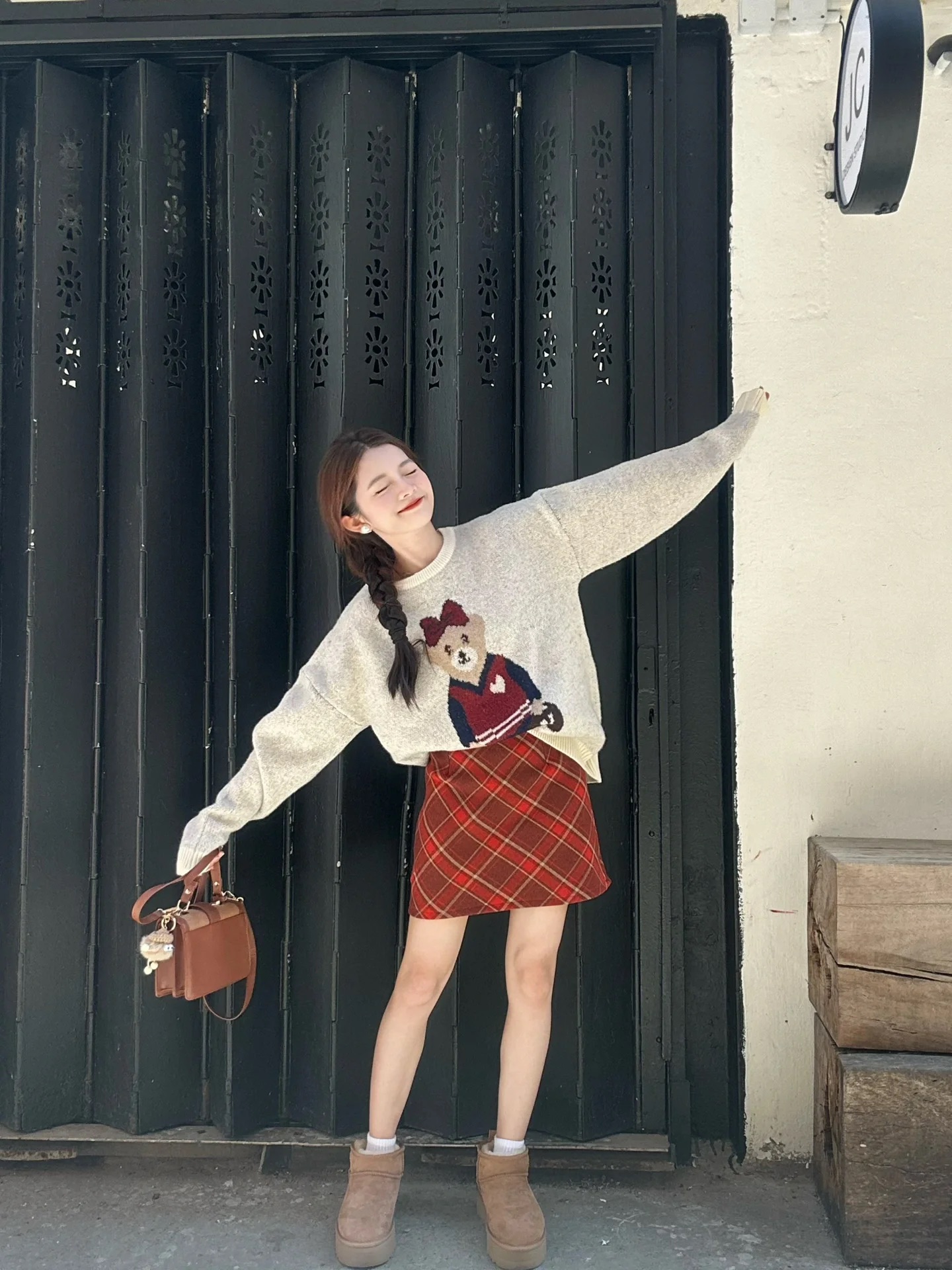 深冬裝搭配一整套新年聖誕戰袍小熊毛衣格子兩件套裝韓劇穿搭女裝