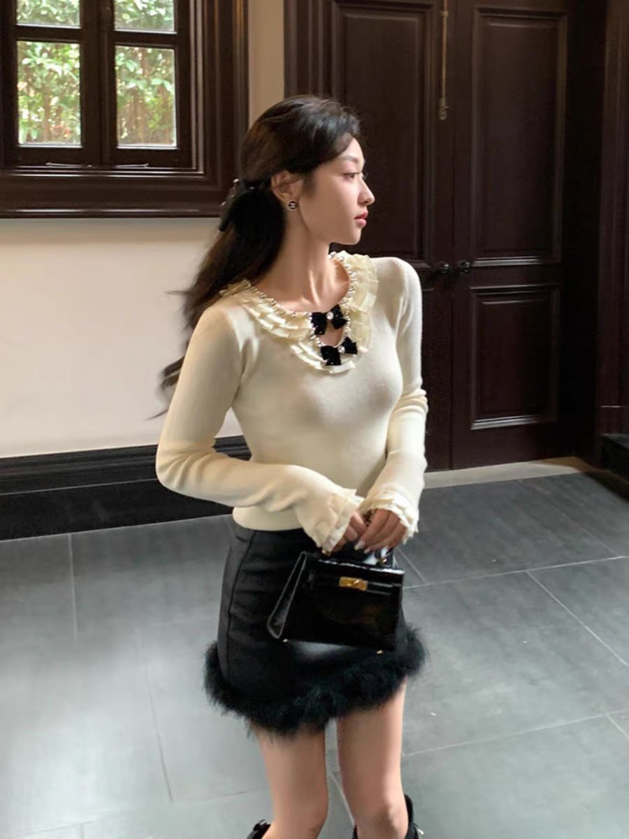 cchen陳陳 戀愛告急~奶乖甜美木耳邊收腰針織衫修身設計感上衣女