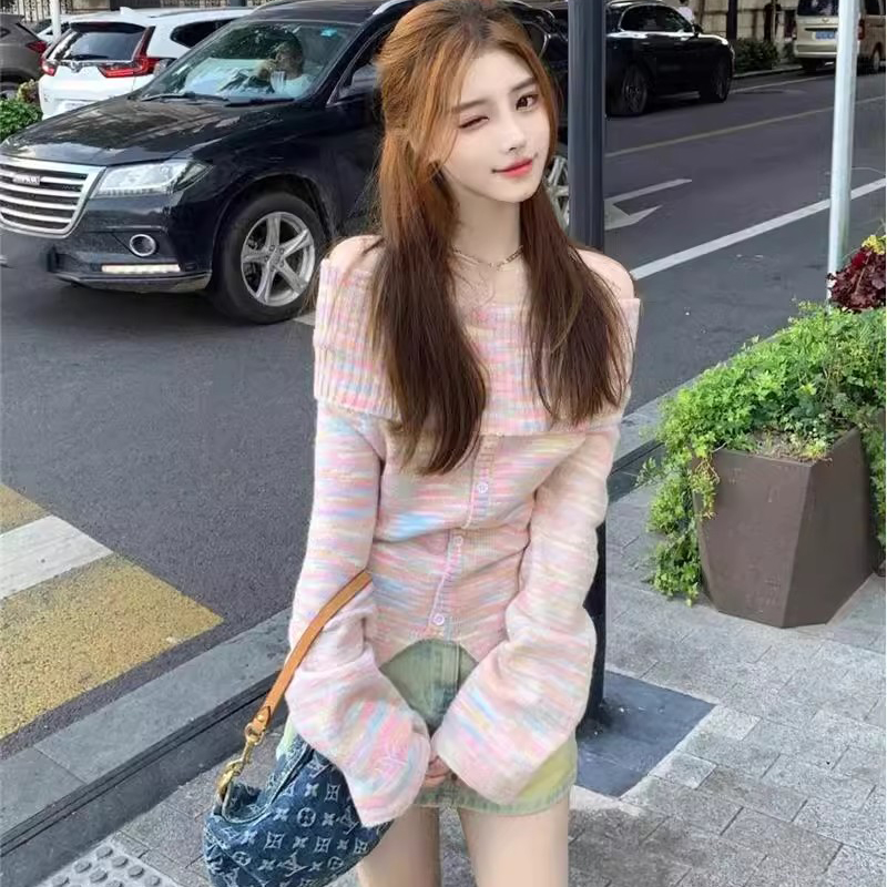 早秋小眾別致韓系粉色針織毛衣女法式溫柔一字領長袖上衣春秋套裝