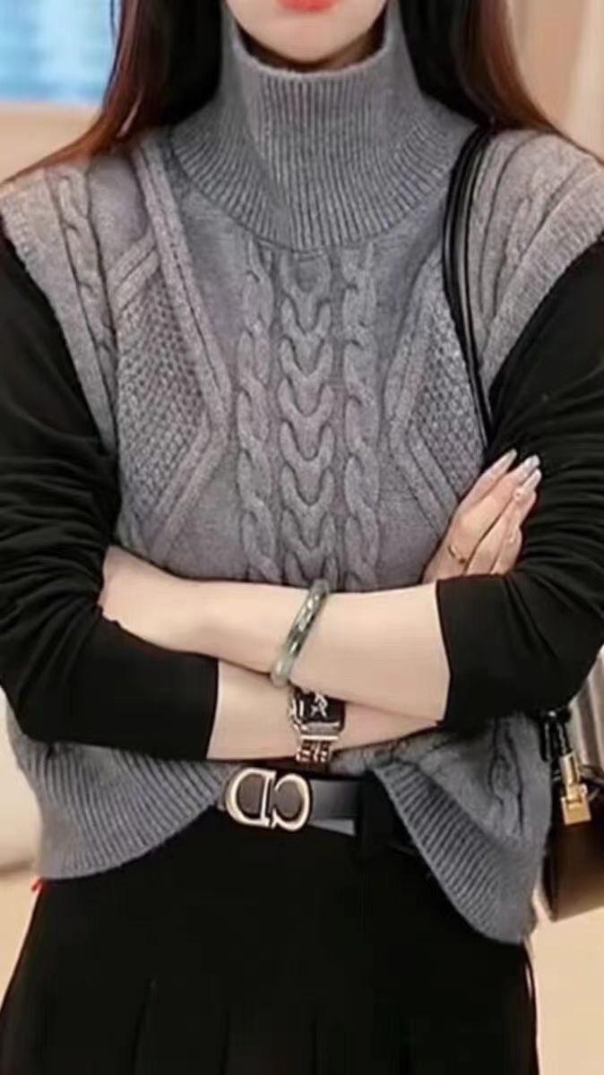 Fashionable and luxurious reversible versatile pullover solid color knitted vest 2023 autumn new slim commuter sweater