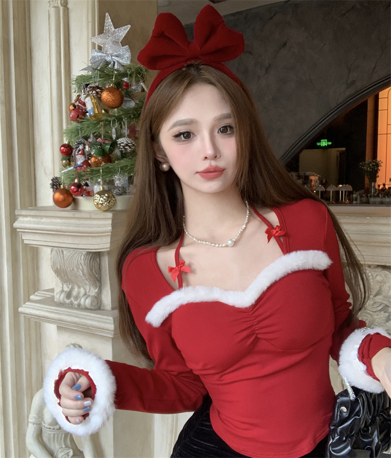 Actual shot of Pure Desire Halter Autumn and Winter New Breast Pad Long Sleeve Plush Bottoming Shirt