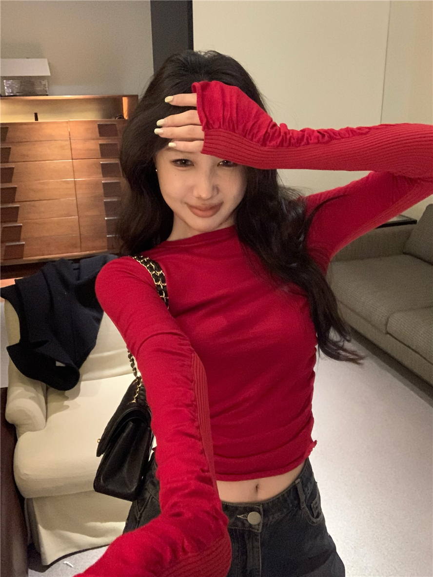Real shot of Christmas red stitching wrinkled wool sweater for women in winter with design sense inside slim fit top