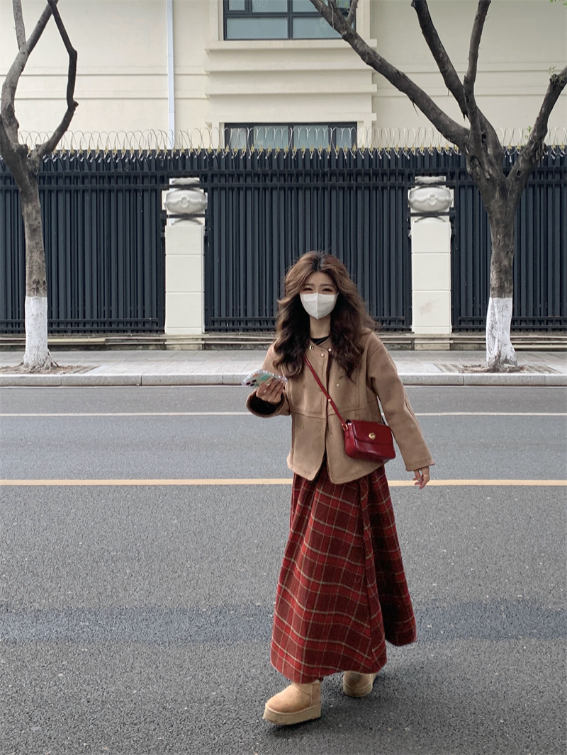 實拍#麂皮羊羔毛外套女2023秋冬新款百搭+紅格子顯瘦百褶裙