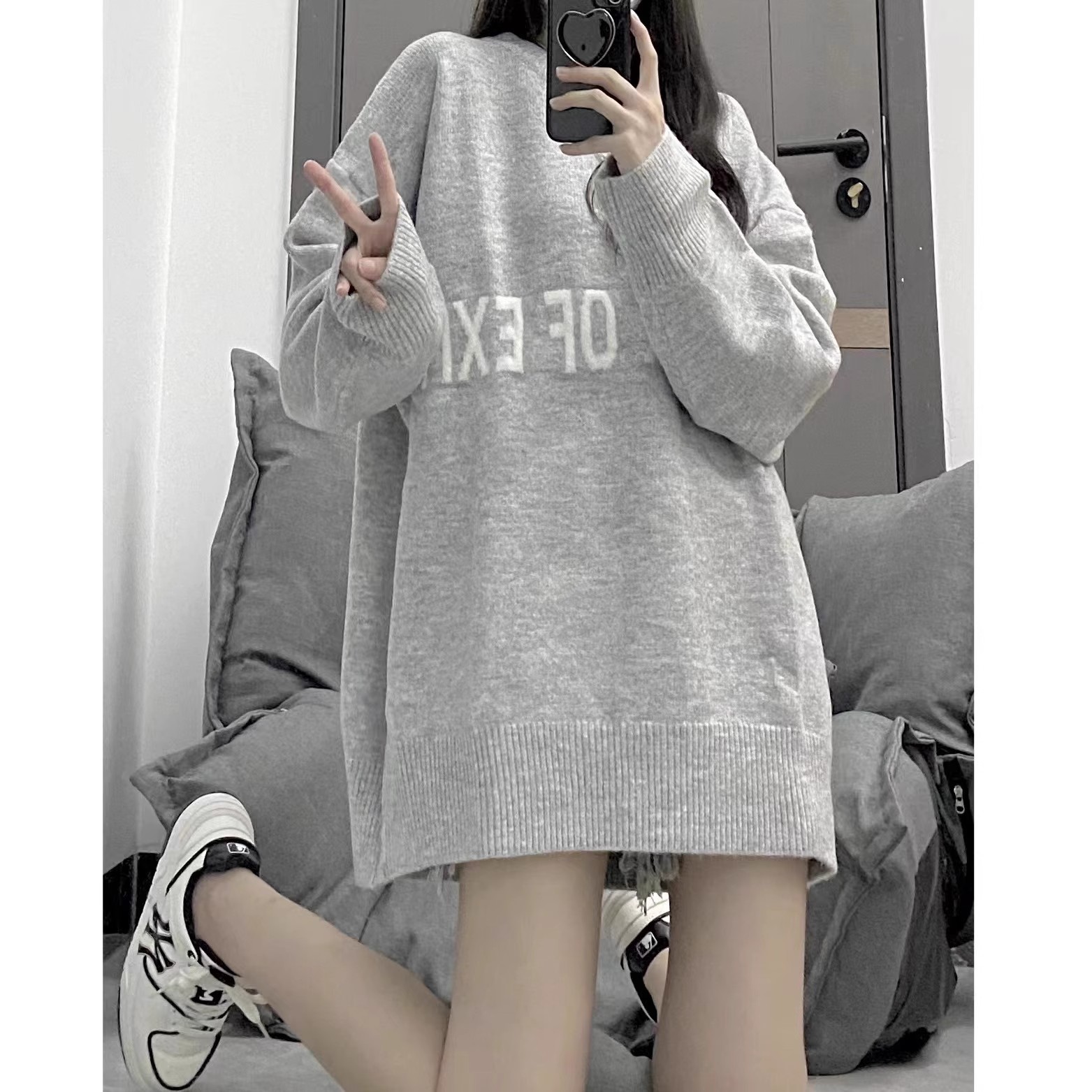 美式高街寬鬆字母圓領毛衣女秋季新款百搭休閒高級感小眾灰色上衣