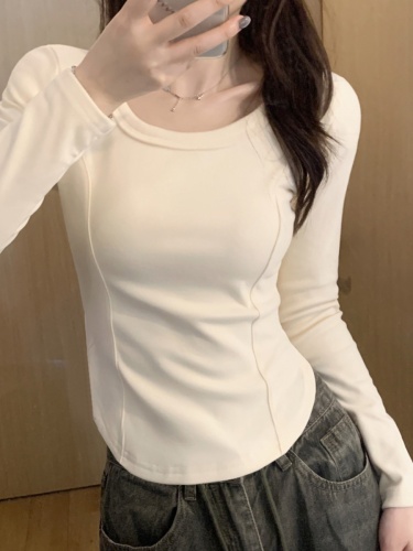 DeRong long-sleeved bottoming shirt for women, 2024 autumn and winter new design, chic top, slim fit T-shirt for women