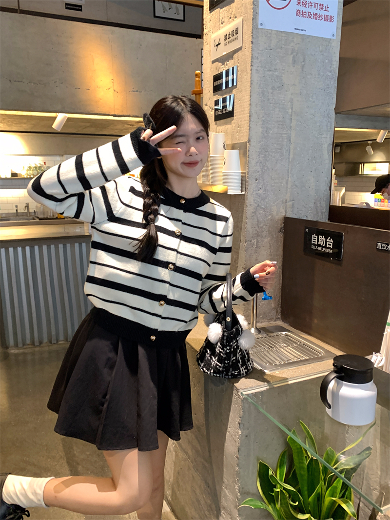 實拍~秋冬撞色條紋軟糯小香風針織開衫女甜美溫柔風毛衣外套