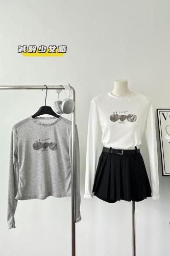 YUYUREAL directly calls the cute puppy tee, a heart-like psychological inner with a spliced ​​lace base printed t-shirt