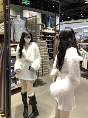 Actual shot#Plush coat for women, thickened, warm and eco-friendly, artificial fur + fur collar, slim waist dress