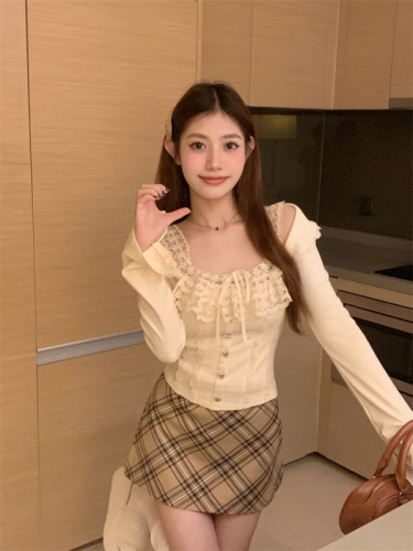 Korean style French palace style lace T-shirt for women winter new style pure desire inner with slim fit velvet bottoming