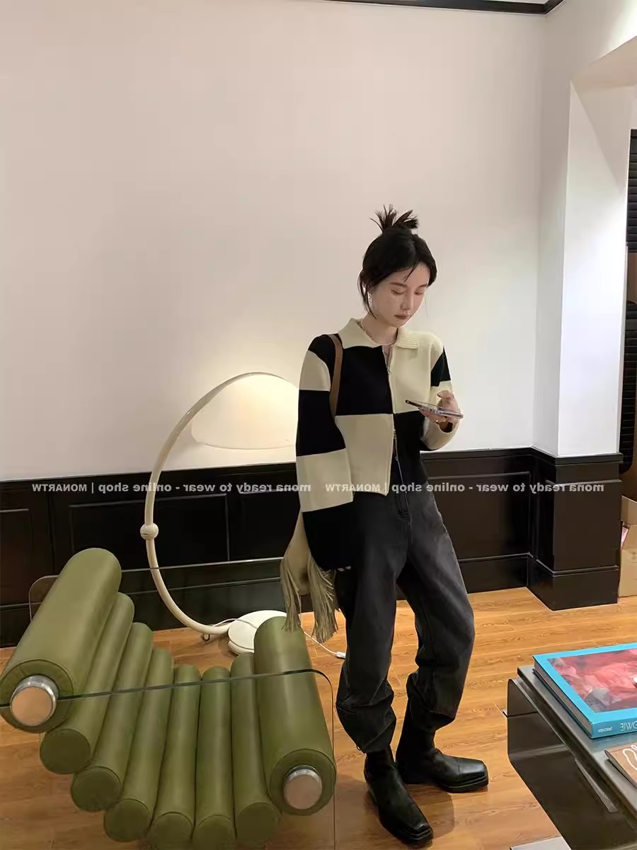 天貓品質撞色棋盤格polo領毛衣女寬鬆拉鏈設計感上衣時髦開衫