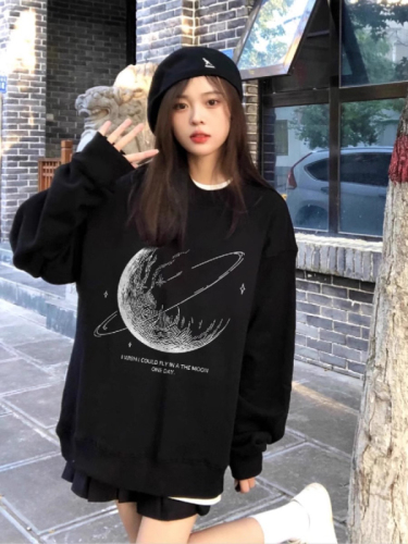 Official picture of round neck hooded sweatshirt for women, designer niche jacket, autumn and winter 2024 new trendy loose top