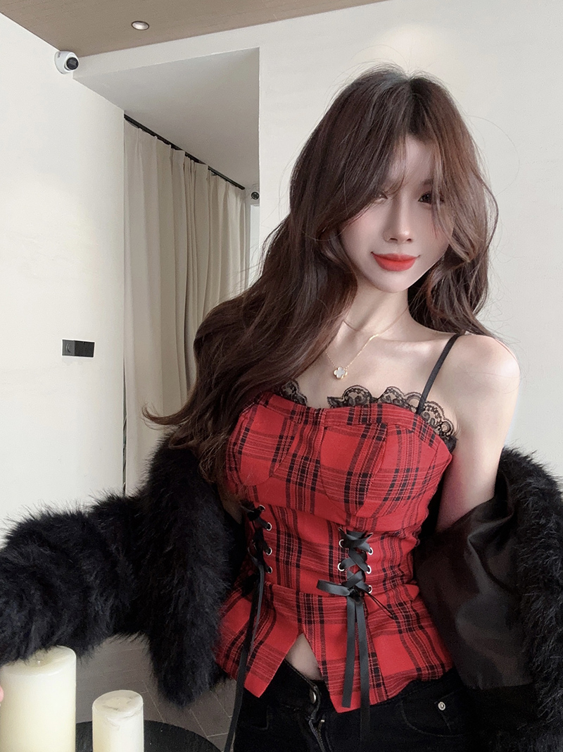 實拍！蕾絲拼接抹胸上衣女設計感內搭束腰性感辣妹吊帶衫2391