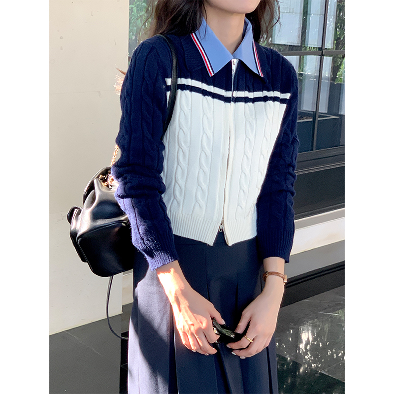 Real shot of contrasting color zipper knitted cardigan for women in autumn and winter new twist slim fit short style outer wear inner top
