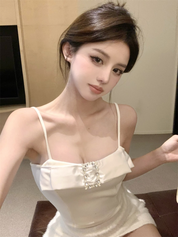 實拍 重工鑲鑽氣質修身吊帶上衣