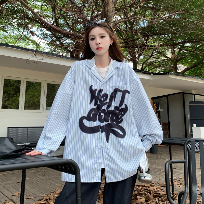 Real shot of American casual high street striped hooded shirt for women in autumn thin couple versatile shirt jacket ins trend