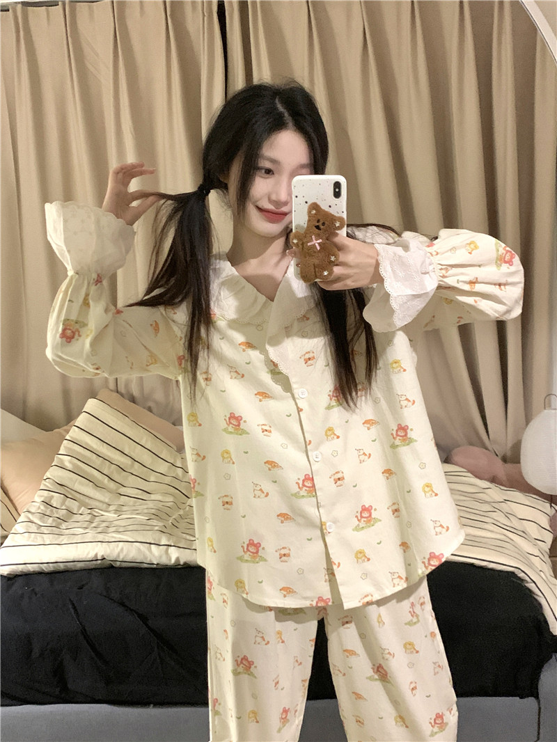 Real shot Korean version of sweet lace loose cartoon cotton brushed comfortable outer wear spring and autumn long-sleeved home clothes set