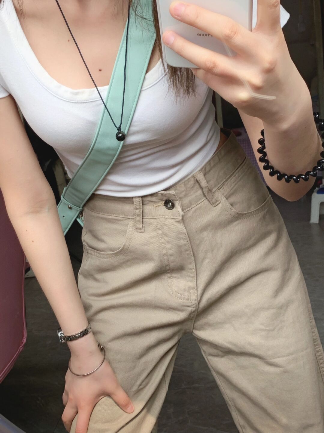 正肩t恤女短袖夏季chic白色內搭打底衫美式甜辣妹超低領短款上衣
