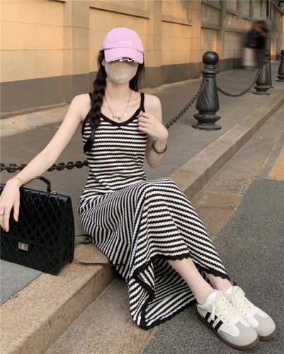 Real shot Spring ~ 2024 Korean style striped versatile suspender knitted dress v-neck lazy skirt