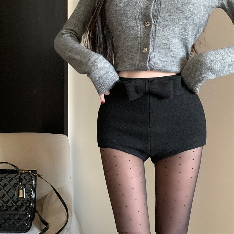 Real shot~Butterfly high-waisted woolen shorts for women 2023 winter hot pants with boots for hot girls to make them slimmer and make their legs longer