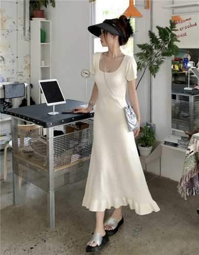 Real shot Spring~Hepburn style square neck short-sleeved dress with ruffled edge knitted long skirt for women