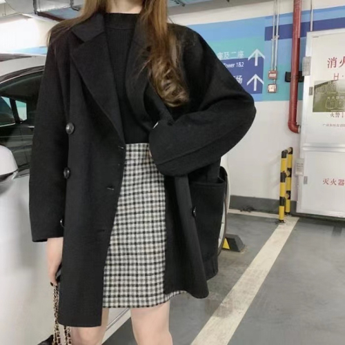 Woolen coat women's autumn and winter Korean version  new double-breasted small design sense of temperament long-sleeved coat