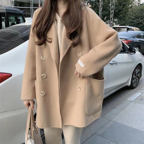 Woolen coat women's autumn and winter Korean version  new double-breasted small design sense of temperament long-sleeved coat