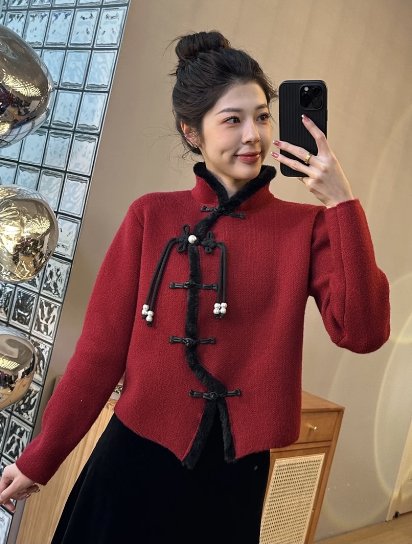 New Chinese style national style irregular plate button stand collar long-sleeved sweater for women 2023 winter new design knitted top