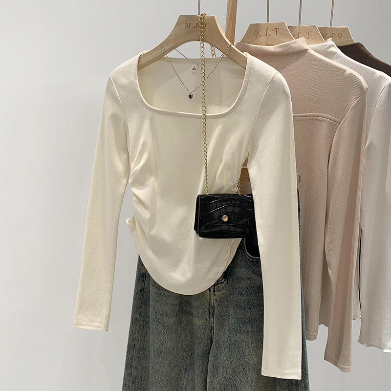 Real shot of square neck long-sleeved T-shirt for women in early autumn 2023 new design niche bottoming arc hem top