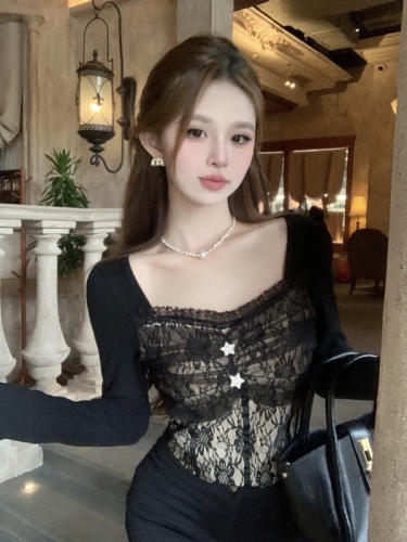 Real shot of pure lust hot girl girly spliced ​​lace square neck slim long-sleeved bottoming top