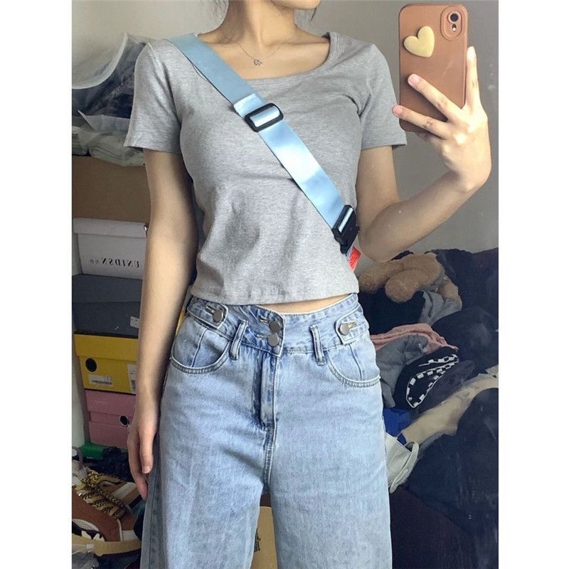 灰色正肩短袖t恤女夏季2023新款設計感小眾別致辣妹方領短上衣秋