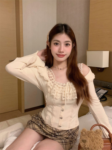 Korean style French palace style lace T-shirt for women winter new style pure desire inner with slim fit velvet bottoming