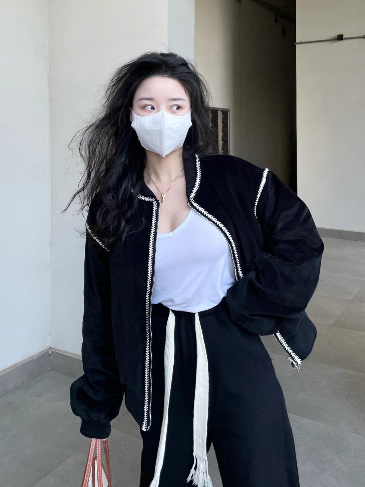 High quality 2024 Korean suede small fragrance baseball uniform for women loose jacket zipper cardigan coat for women