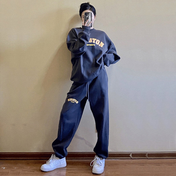 Plus size women's spring and autumn fashionable two-piece casual sports suit fat mm 200 pounds 300