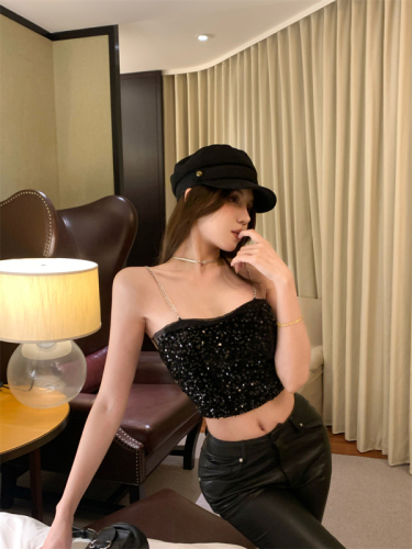 Real shot ~ hot girl sweet and cool style chain shoulder strap sequin glitter suspender pleated design small vest for women