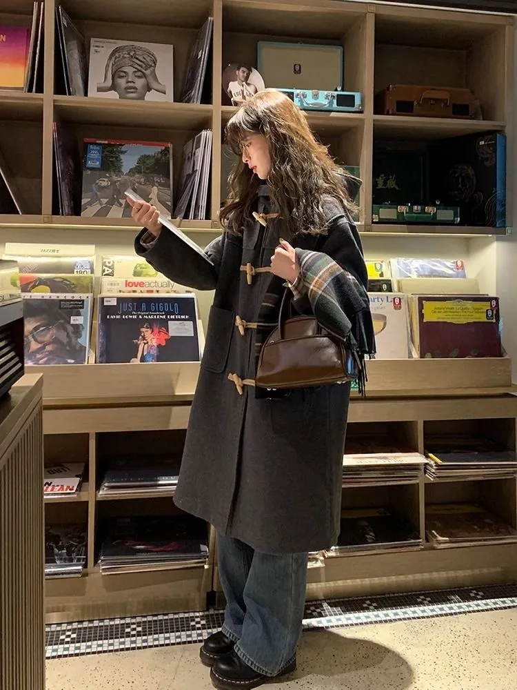 Maillard horn new woolen coat black long small coat autumn and winter Korean style woolen coat