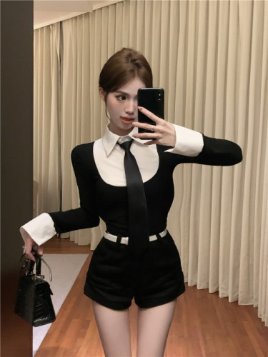 Real shot!  Contrast color fake two-piece shirt collar long-sleeved hot girl high-waisted A-line shorts suit