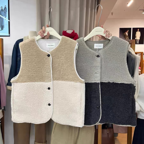 Winter Dongdaemun stitching contrasting color new Korean style retro exquisite loose versatile lamb hair vest for women