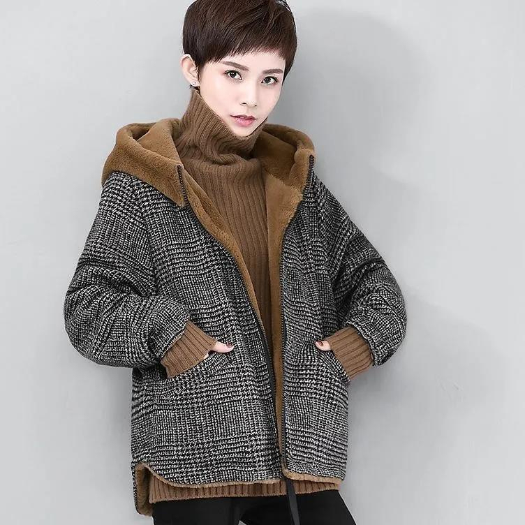 New autumn and winter imitation lamb velvet cotton jackets for women, short, loose, autumn and winter plus velvet and thickened cotton jackets, trendy