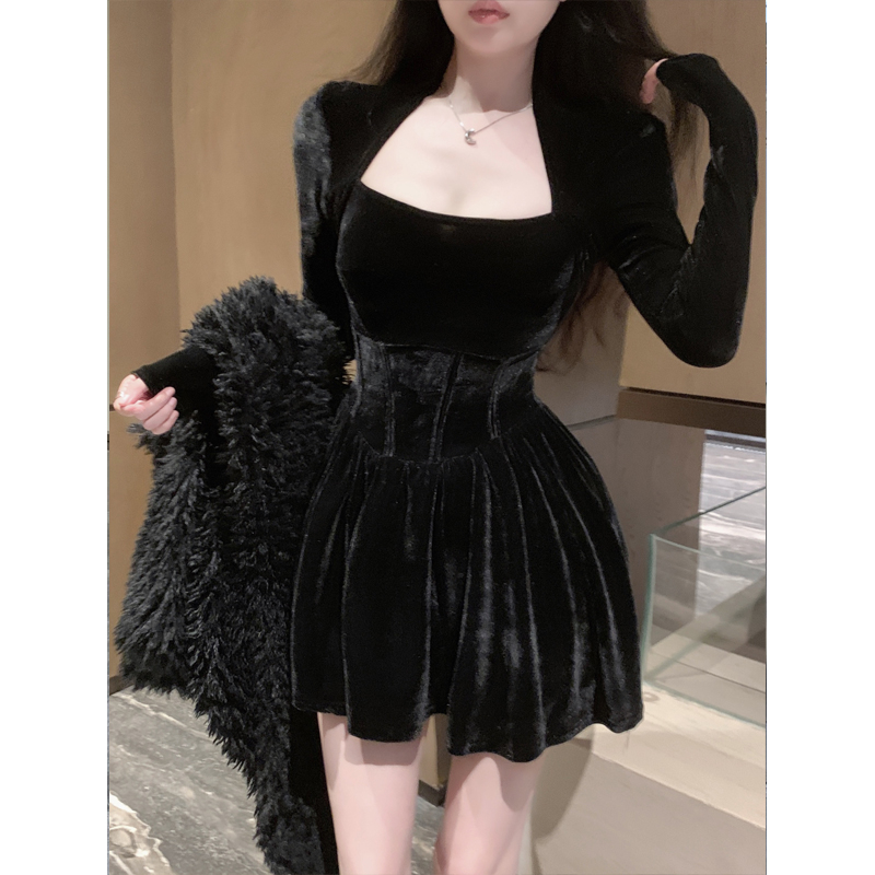 French style black temperament dress for women in autumn and winter new style high-end long-sleeved waist slimming inner velvet short skirt