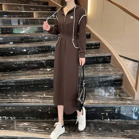 小個子連衣裙女春季新款時尚連帽抽繩A字裙收腰顯瘦中長裙子