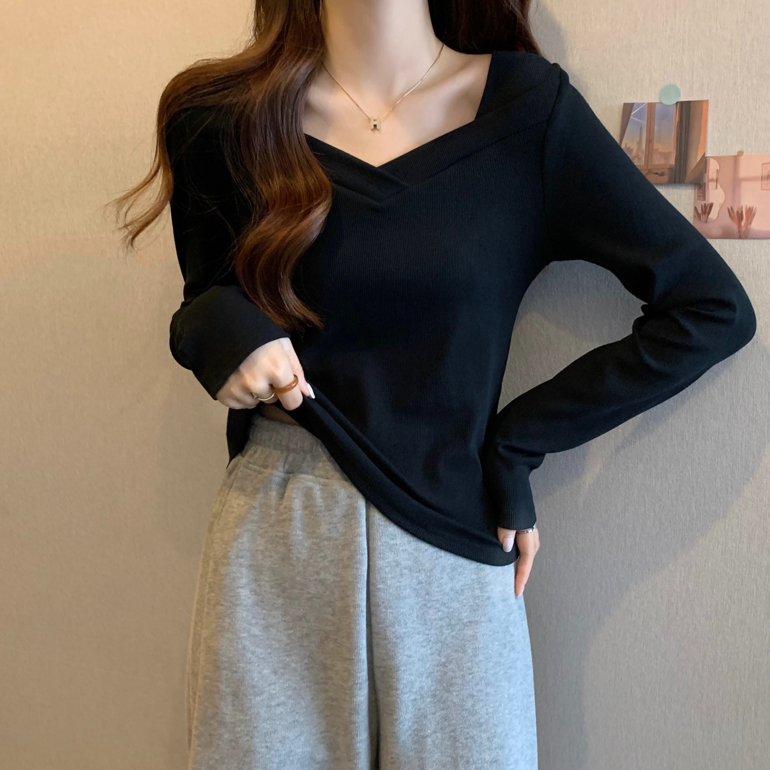 Bottoming shirt 2024 spring new design T-shirt niche square collar western style slim fit inner top