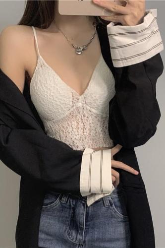 Real shot~Spring~2024 French lace V-neck camisole with inner and outer tube top