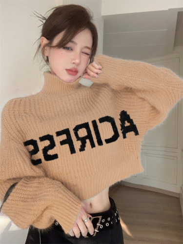 Real shot of retro temperament lettered half-turtleneck sweater for women in autumn and winter, loose and short rabbit fur top trendy for small people