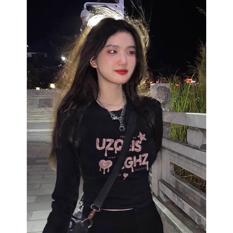 Shoulder bag collar American straight shoulder short T-shirt for women autumn and winter long-sleeved design sweet and cool black bottoming shirt
