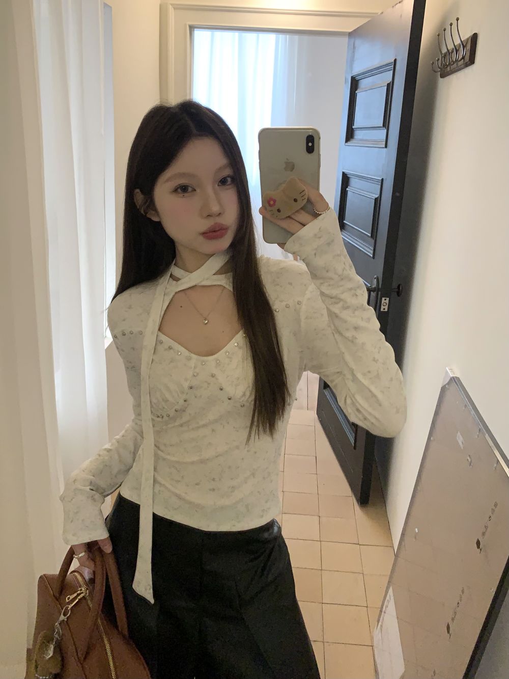 Actual shot of three standard designs, hollow long-shirt T-shirt for women, slim fit, halterneck bottoming shirt for women
