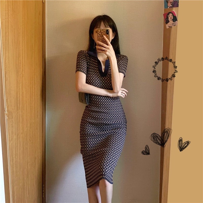 polo針織連衣裙女夏新款設計感小眾收腰顯瘦中長款格子包臀裙