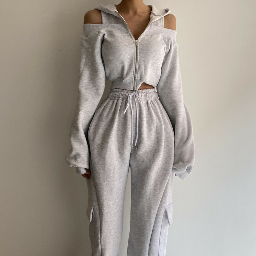 Korea Dongdaemun sexy off-shoulder hooded sweatshirt + large pocket casual pants