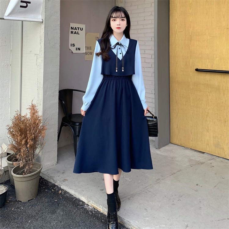 大碼法式復古連衣裙女2024新款收腰顯瘦撞色假兩件減齡長裙子