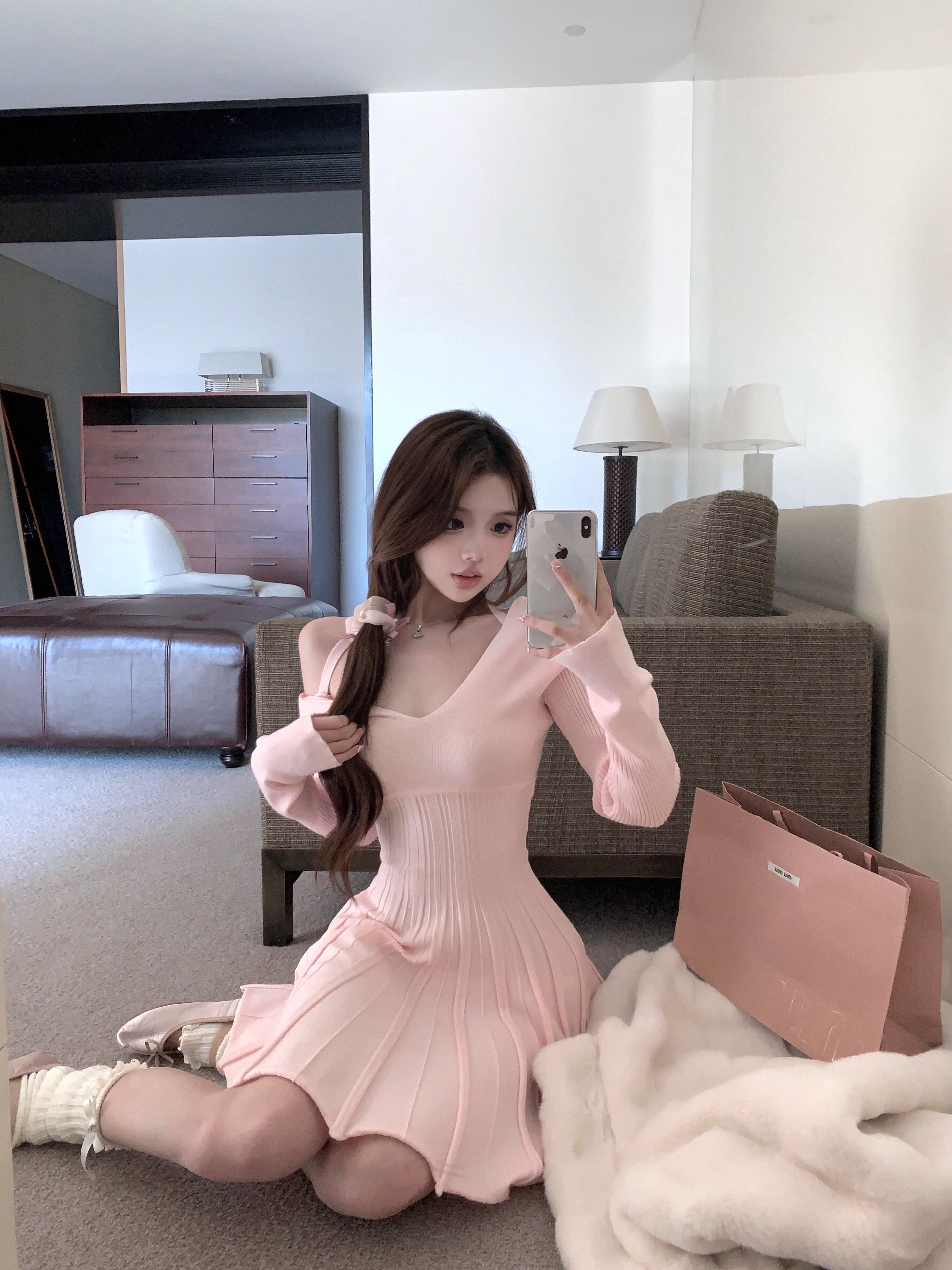 Real shot of girl's practice room, concave waist, busty ballet skirt, multiple ways of wearing, off-shoulder knitted dress for women, winter