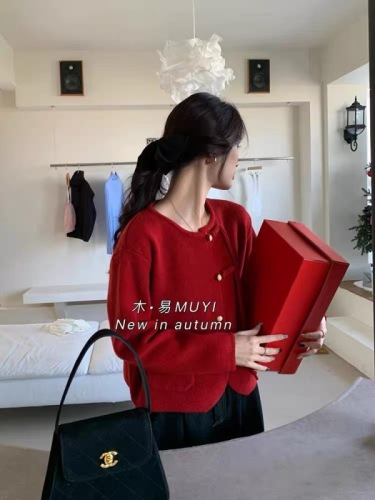新年红色毛衣女秋冬外穿慵懒圣诞风设计感中式盘扣宽松软糯针织衫